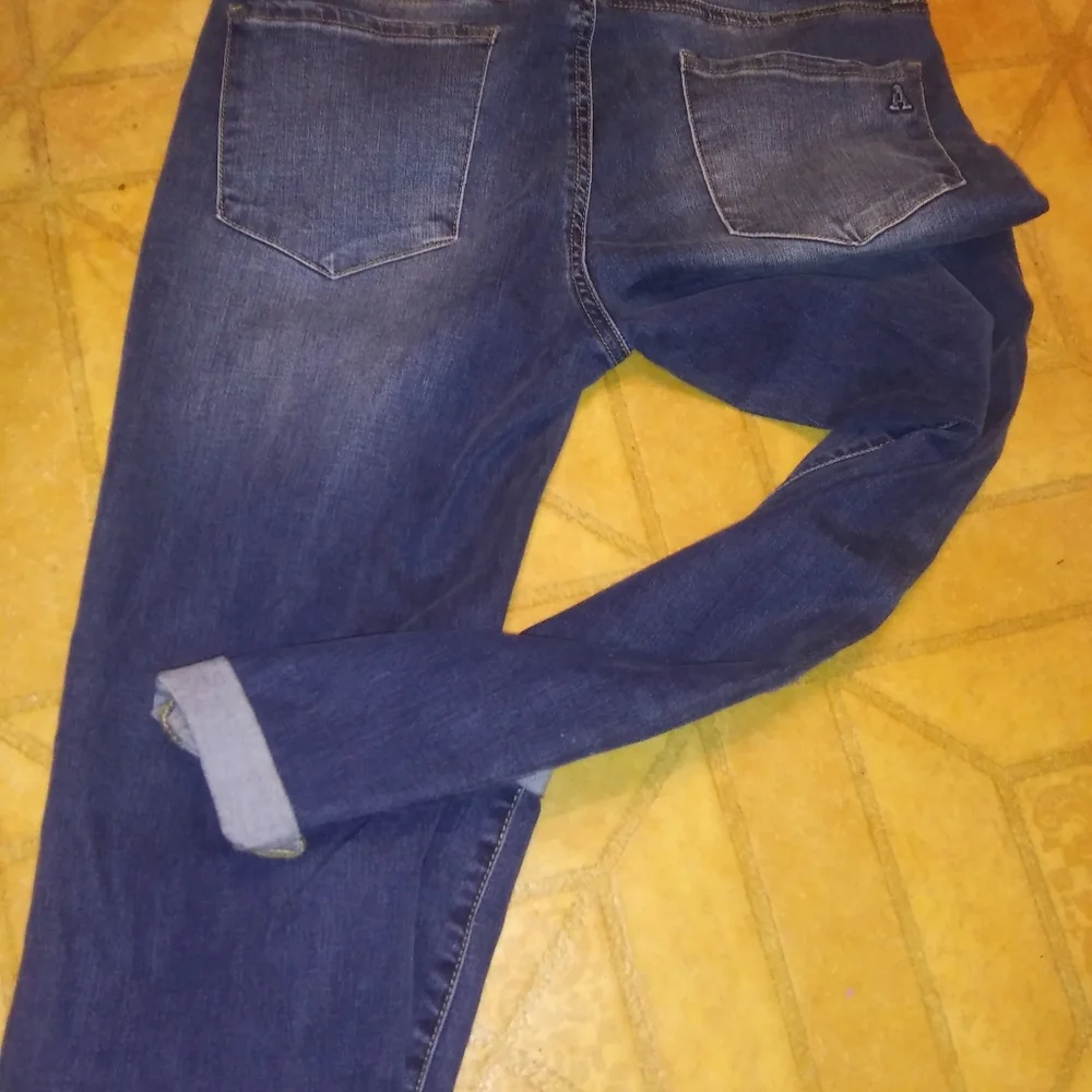 Articles of society distressed jean